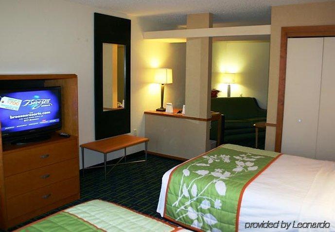 Fairfield Inn & Suites Cleveland Avon Habitación foto